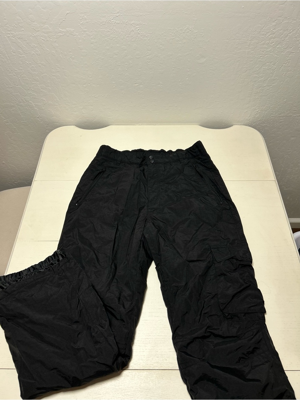 Sport Essentials Women’s Black Insulated Snow Pants, Size Small